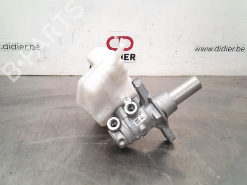Used Brake master cylinder BMW 3 Touring (F31) 320 d (163 hp) 10897686