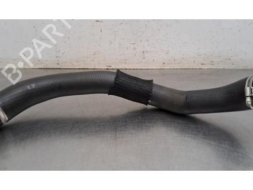 Used Intercooler pipe Intercooler pipe PEUGEOT 308 III (FB_, FH_, FP_, F3_, FM_) PureTech 130 (FPHNSL, FPHNST) (131 hp) 35935300 35935300