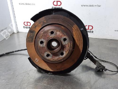 Used Left rear steering knuckle BMW 3 (F30, F80) 318 d (150 hp) 10882203
