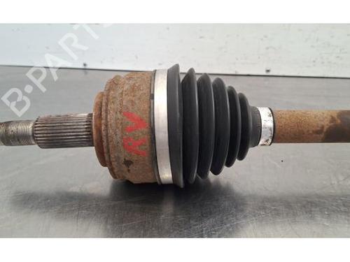 Used Right front driveshaft Right front driveshaft RENAULT MASTER III Van (FV) 2.3 dCi 145 RWD (FV0E, FV0F, FV0T, FV10, FV12, FV11) (146 hp) 36772670 36772670