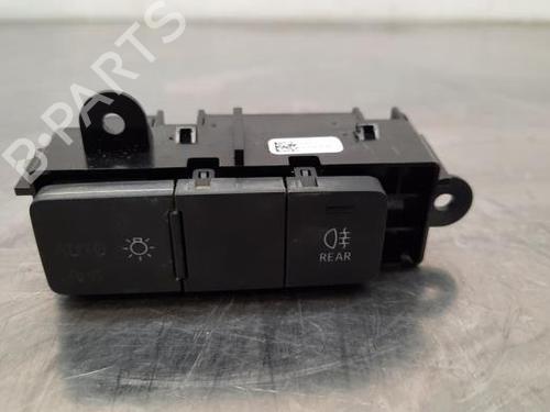 Used Switch AUDI A1 Sportback (GBA) 25 TFSI (95 hp) 23606106
