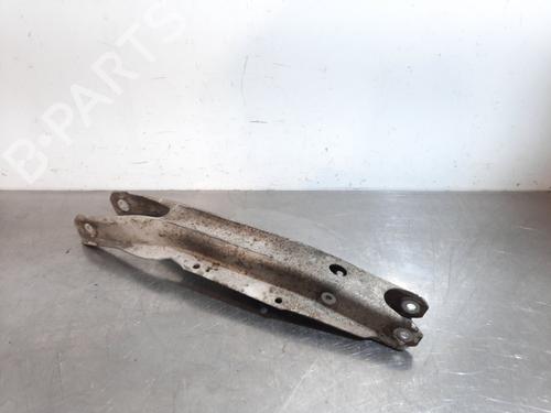 Used Right rear suspension arm MERCEDES-BENZ CLA Coupe (C117) CLA 200 (117.343) (156 hp) 15037019
