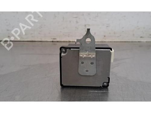 Used Electronic module Electronic module TOYOTA YARIS (_P21_, _PA1_, _PH1_) 1.5 Hybrid (MXPH10, MXPH11) (116 hp) 35997583 35997583