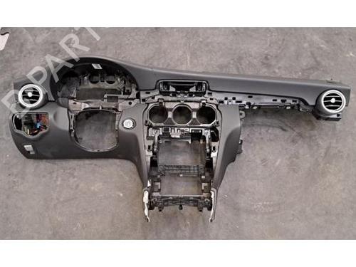 Used Dashboard Dashboard MERCEDES-BENZ C-CLASS T-Model (S205) C 180 d (205.200) (122 hp) 36680529 36680529