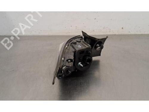 Right taillight PEUGEOT 308 III (FB_, FH_, FP_, F3_, FM_) Hybrid 225 (F3DGYT, F3DGNH) | BP30605161C35