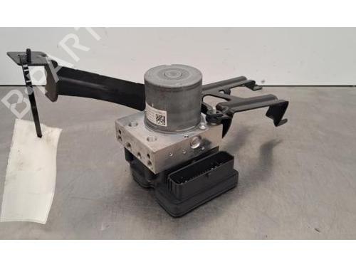 Used ABS pump MERCEDES-BENZ A-CLASS Saloon (V177) A 180 (177.184) (136 hp) 31054351