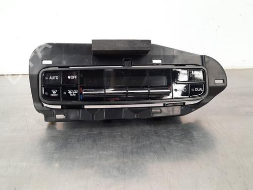 Used Climate control TOYOTA AURIS Estate (_E18_) 1.3 Dual-VVTi (NRE180_) (99 hp) 17111371