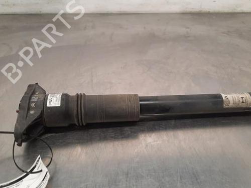 Used Right rear shock absorber PEUGEOT 2008 II (UD_, US_, UY_, UJ_, UR_, UC_) 1.2 PureTech 130 (USHNS, URHNS) (130 hp) 23617358