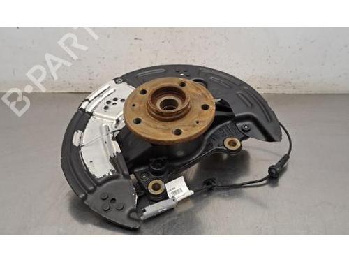 Used Right front steering knuckle Right front steering knuckle PEUGEOT 5008 III (KA_, KB_, KC_) e-210 (213 hp) 35935411 35935411