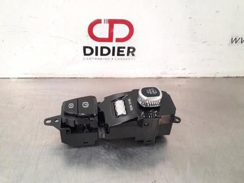 Used Switch VOLVO XC60 I SUV (156) T6 (306 hp) 17110637