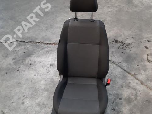 right-front-seat-vw-caddy-iv-box-bodympv-saa-sah-20-tdi-2015-10876078 main image