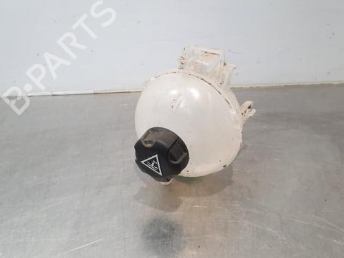 Used Expansion tank PEUGEOT 3008 II SUV (MC_, MR_, MJ_, M4_) 1.5 BlueHDi 130 (131 hp) 15788562