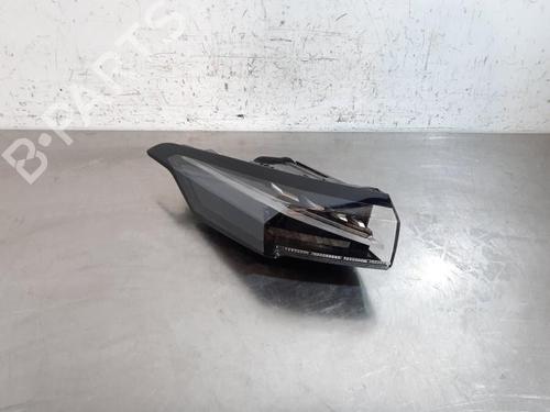 Used Left taillight PEUGEOT 308 III (FB_, FH_, FP_, F3_, FM_) PureTech 130 (FPHNSL, FPHNST) (131 hp) 28092353