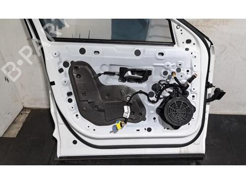 Left front door PEUGEOT 408 II (FP_, F3_, FM_) PureTech 130 (FPHNST) | BP30530775C2
