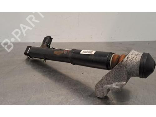 Højre bagtil støddæmper VOLVO XC60 II (246) T5 AWD (250 hp) 30379289