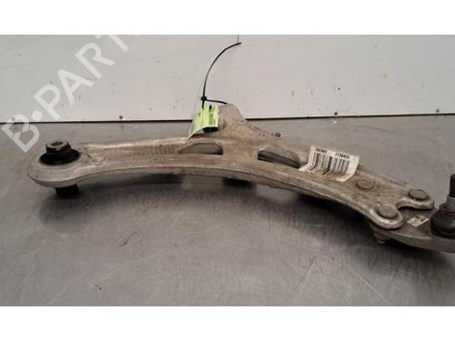 Used Right front suspension arm Right front suspension arm PEUGEOT 408 II (FP_, F3_, FM_) Hybrid 180 (F3DGXT) (181 hp) 31698704 31698704