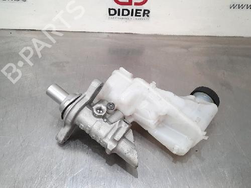 Used Brake master cylinder RENAULT MEGANE IV Saloon 1.5 dCi 110 (110 hp) 10870444