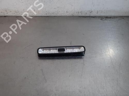 Plafoniera interna Plafoniera interna MERCEDES-BENZ GLE (V167) GLE 350 de 4-matic (167.106) (333 hp) 39754449 39754449