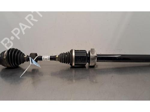 Used Right front driveshaft BMW 1 (F40) 128 ti (265 hp) 32485551