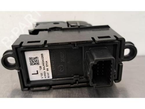 Switch MAZDA MX-30 (DR) e-SKYACTIV | BP30139082I30