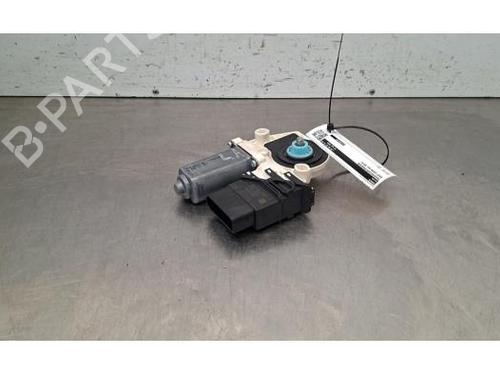 Used Electronic module Electronic module SEAT LEON (1P1) 1.6 TDI (105 hp) 39905654 39905654