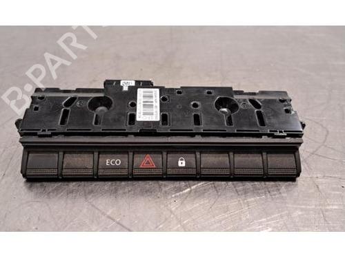 Used Warning switch RENAULT ZOE (BFM_) ZOE (BFMC, BFMD) (136 hp) 23631968