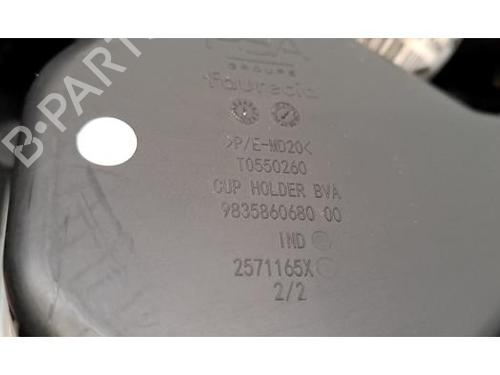 Middle console PEUGEOT 308 III (FB_, FH_, FP_, F3_, FM_) BlueHDi 130 (FBYHZL, FBYHZT) | BP30501217I22