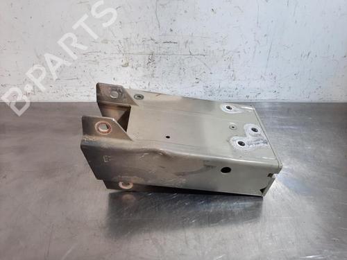 Used Support VOLVO XC60 II (246) D4 (190 hp) 23621789