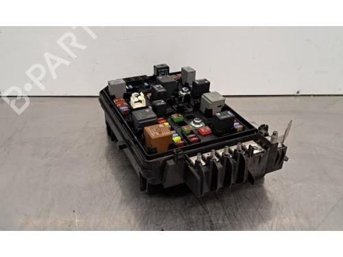 Fuse box OPEL ASTRA K (B16) 1.6 CDTi (68) | BP31347446E1