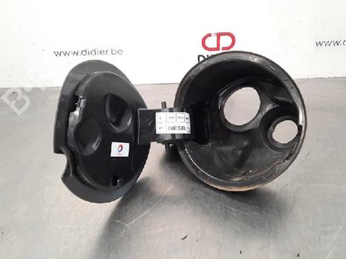 Fuel flap PEUGEOT 208 I (CA_, CC_) 1.6 HDi | BP10886085C131