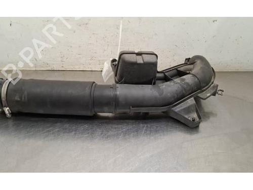 pipe-renault-trafic-iii-van-fg_-2014-37689547 main image