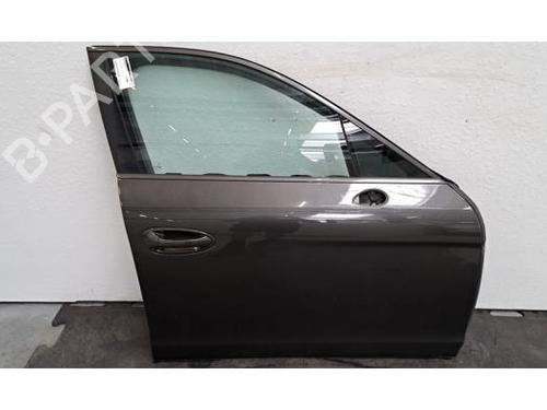 Used Right front door Right front door 39495588 39495588