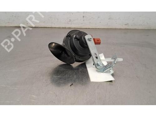 Used Horn DACIA DUSTER (HM_) 1.3 TCe 150 (HMM3) (150 hp) 25843737