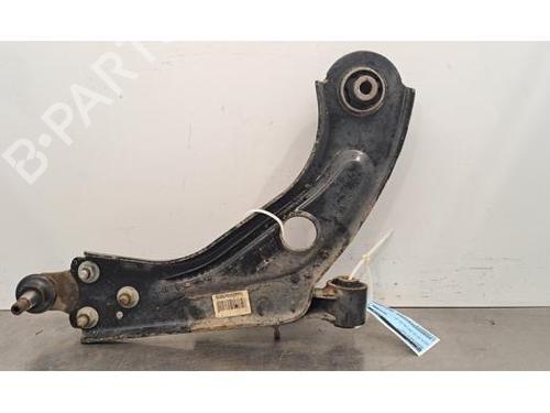 Used Right front suspension arm Right front suspension arm PEUGEOT 308 SW III (FC_, FJ_, FR_, F4_, FN_) e-308 (FNZKWZ) (156 hp) 32287577 32287577