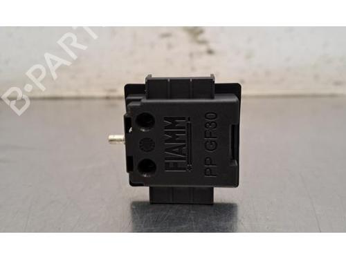 Used Antenna/Base Antenna/Base CITROËN C5 AIRCROSS (A_) 1.5 BlueHDi 130 (ACYHZJ, ACYHZR) (131 hp) 36207148 36207148