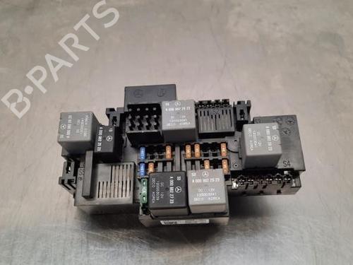 Used Fuse box MERCEDES-BENZ GLC (X253) 250 4-matic (253.946) (211 hp) 23598119