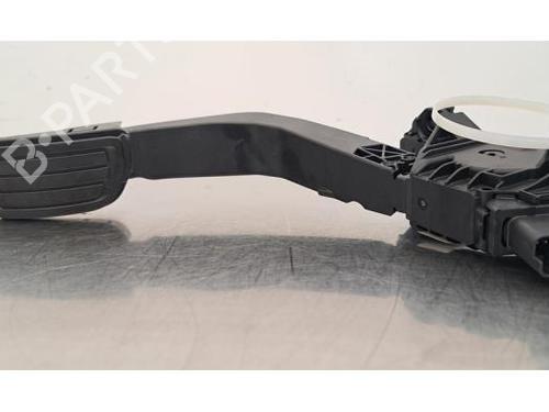 Pedal PEUGEOT 2008 II (UD_, US_, UY_, UJ_, UR_, UC_) 1.2 PureTech 130 (USHNS, URHNS) | BP26968190I4 