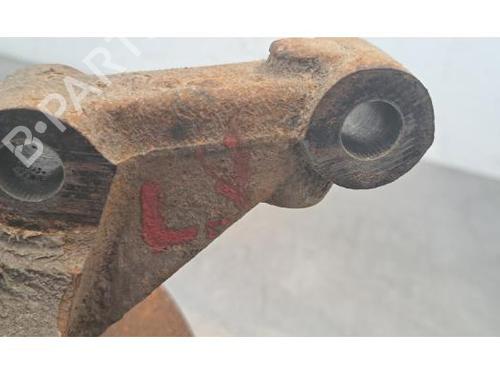 Left front steering knuckle NISSAN PRIMASTAR Van (X82) 2.0 dCi 150 | BP24296666M25 