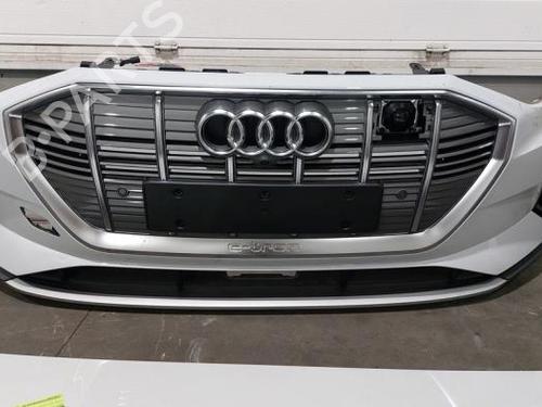 Full front AUDI E-TRON (GEN) S quattro | BP29879637S1