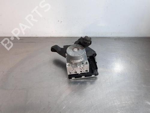 Used ABS pump BMW 1 (F40) 116 d (116 hp) 32847314