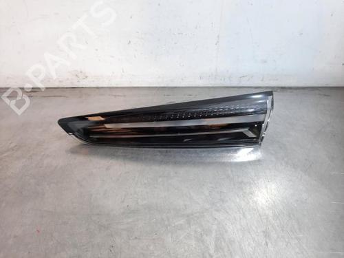 Højre baglygte Højre baglygte RENAULT CAPTUR II (HF_) TCe 90 (HFM6) (91 hp) 34433562 34433562
