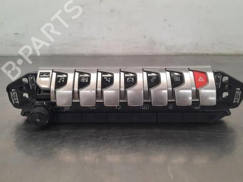 Used Switch PEUGEOT 3008 II SUV (MC_, MR_, MJ_, M4_) 1.6 PureTech 180 (M45GFR, M45GFU) (181 hp) 23612304