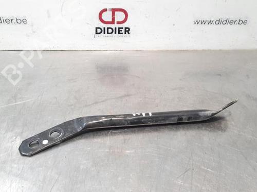 Used Right rear suspension arm NISSAN X-TRAIL III (T32_, T32R, T32RR) 1.6 DIG-T (T32) (163 hp) 23643132