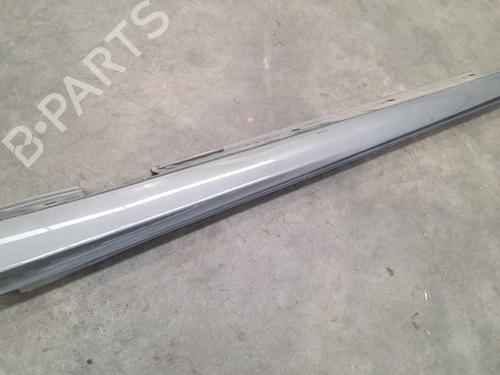 Used Left sideskirt MERCEDES-BENZ CLA Coupe (C117) CLA 200 CDI / d (117.308) (136 hp) 10900049