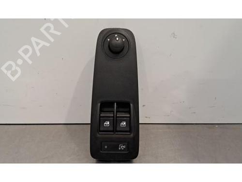 switch-peugeot-boxer-van-2006-31371814 main image