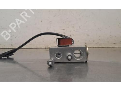 Used Electronic sensor Electronic sensor PEUGEOT 208 II (UB_, UP_, UW_, UJ_) e-208 (136 hp) 34272330 34272330