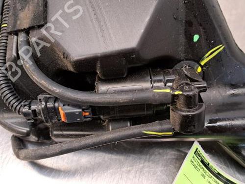 Windscreen washer tank PEUGEOT 308 III (FB_, FH_, FP_, F3_, FM_) PureTech 130 (FPHNSL, FPHNST) | BP23628743C113 