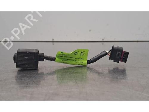 Kamera Kamera PEUGEOT 2008 II (UD_, US_, UY_, UJ_, UR_, UC_) 1.2 PureTech 130 (USHNS, URHNS) (130 hp) 37453808 37453808