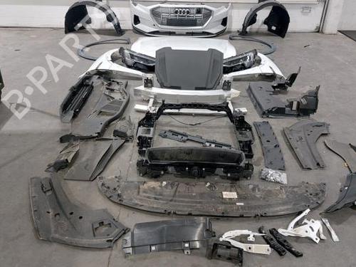 Used Full front AUDI E-TRON (GEN) S quattro (503 hp) 29879637