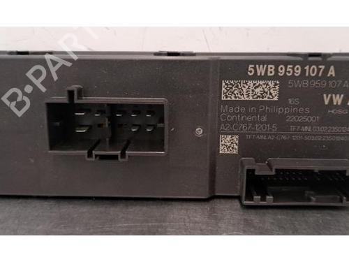 Used Electronic module AUDI A3 Limousine (8YS, 8YM) 30 TFSI Mild Hybrid (110 hp) 29879576